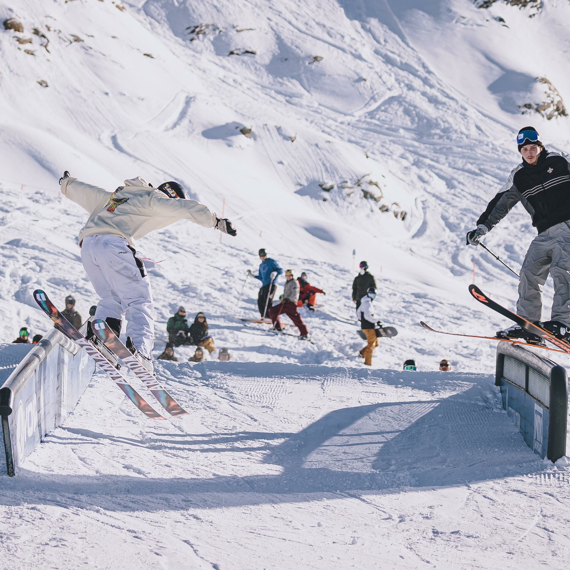 Cash2Tricks Contest während der Snow How Days vom 5. bis 7. November 2021 am Kitzsteinhorn, aufgenommen am 06. November 2021, Kaprun, Österreich Snow How Days on the Kitzsteinhorn glacier on 2021/11/06, Kaprun, Austria. © 2021, PhotoCredit: Stefanie Oberhauser